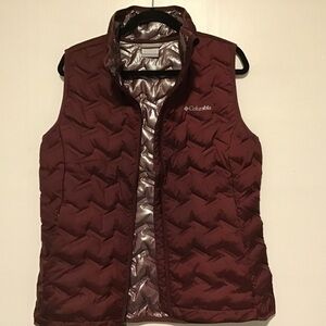 Columbia Women's Maroon Quilted Vest